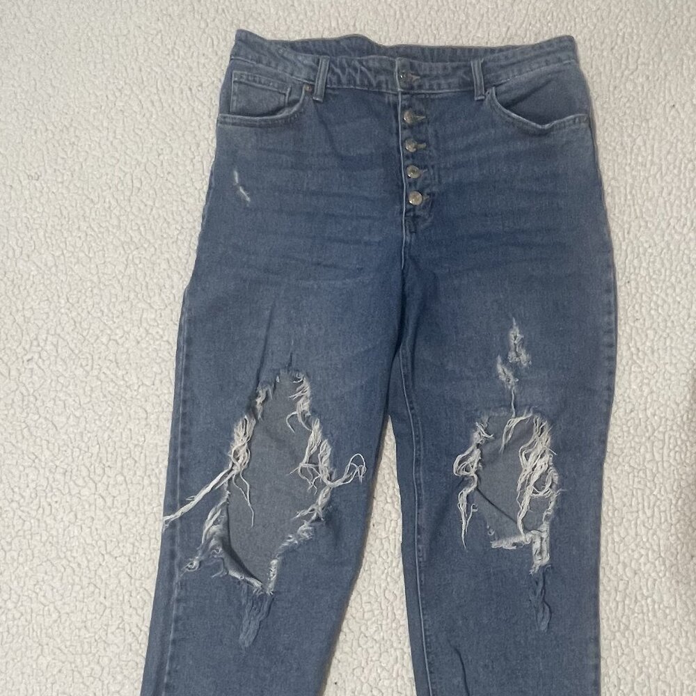 Wild Fable cropped distressed jeans - size 14